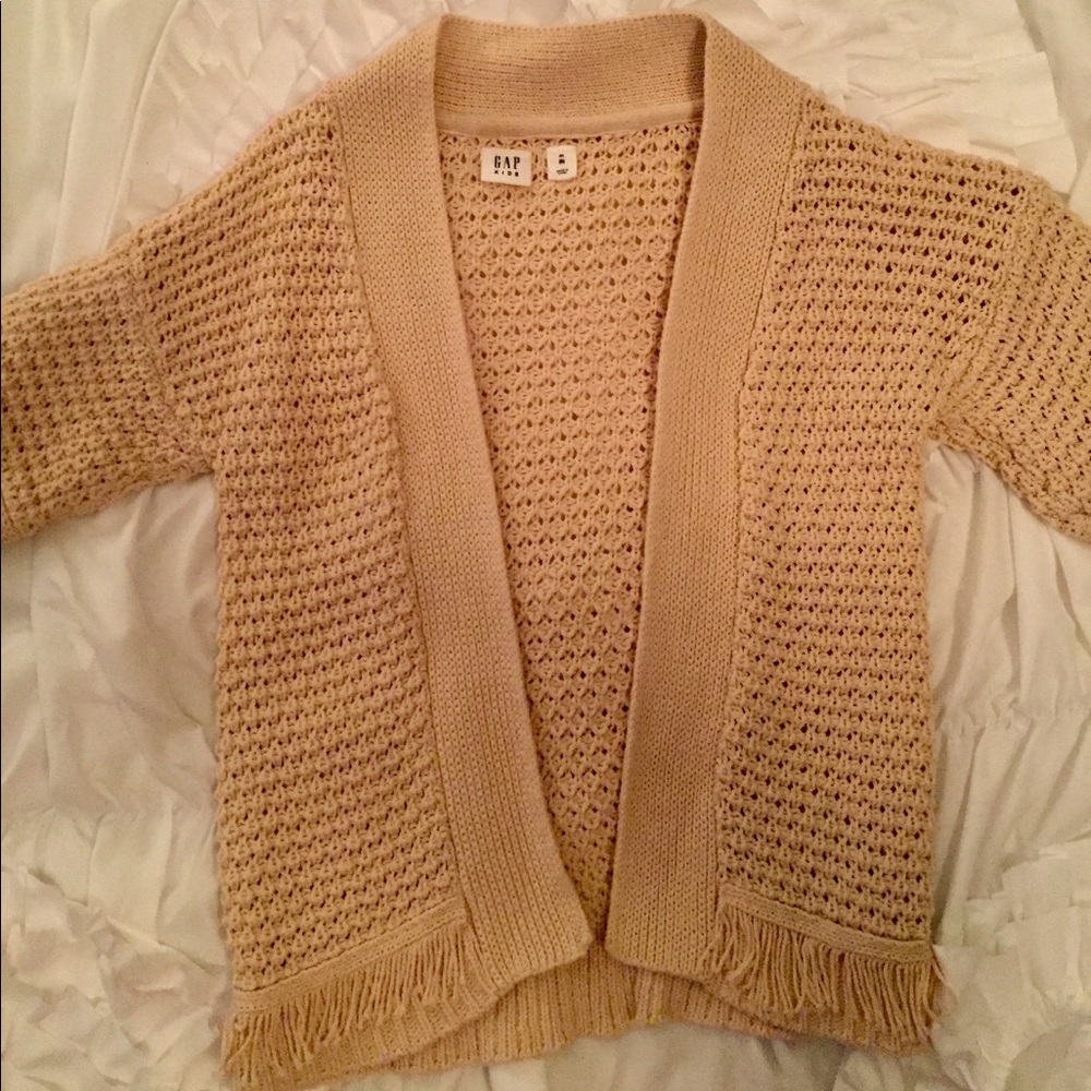 GAP short sleeve fringe cardigan
